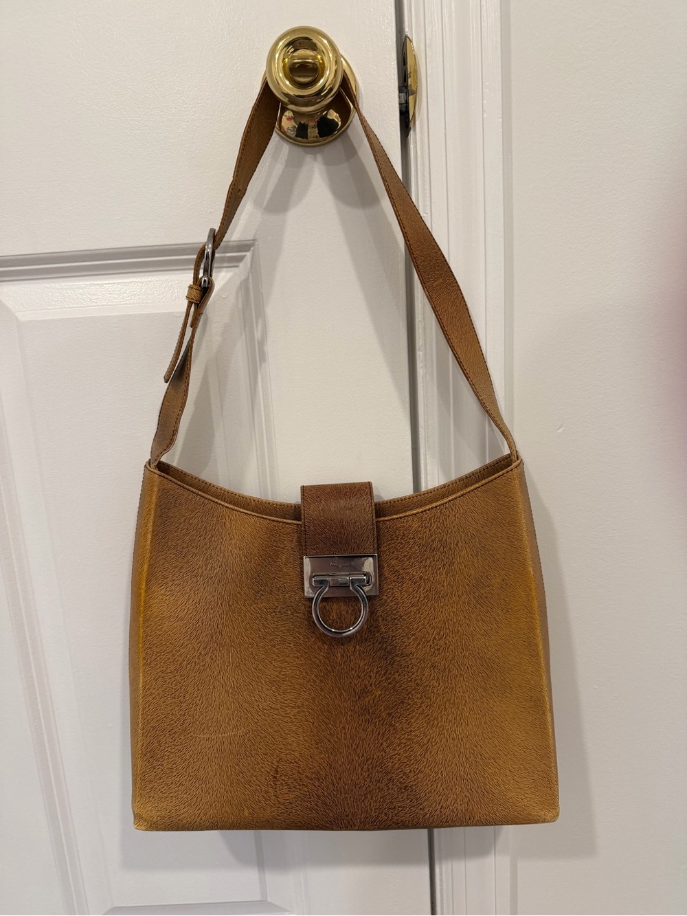Ferragamo Leather Shoulder Bag